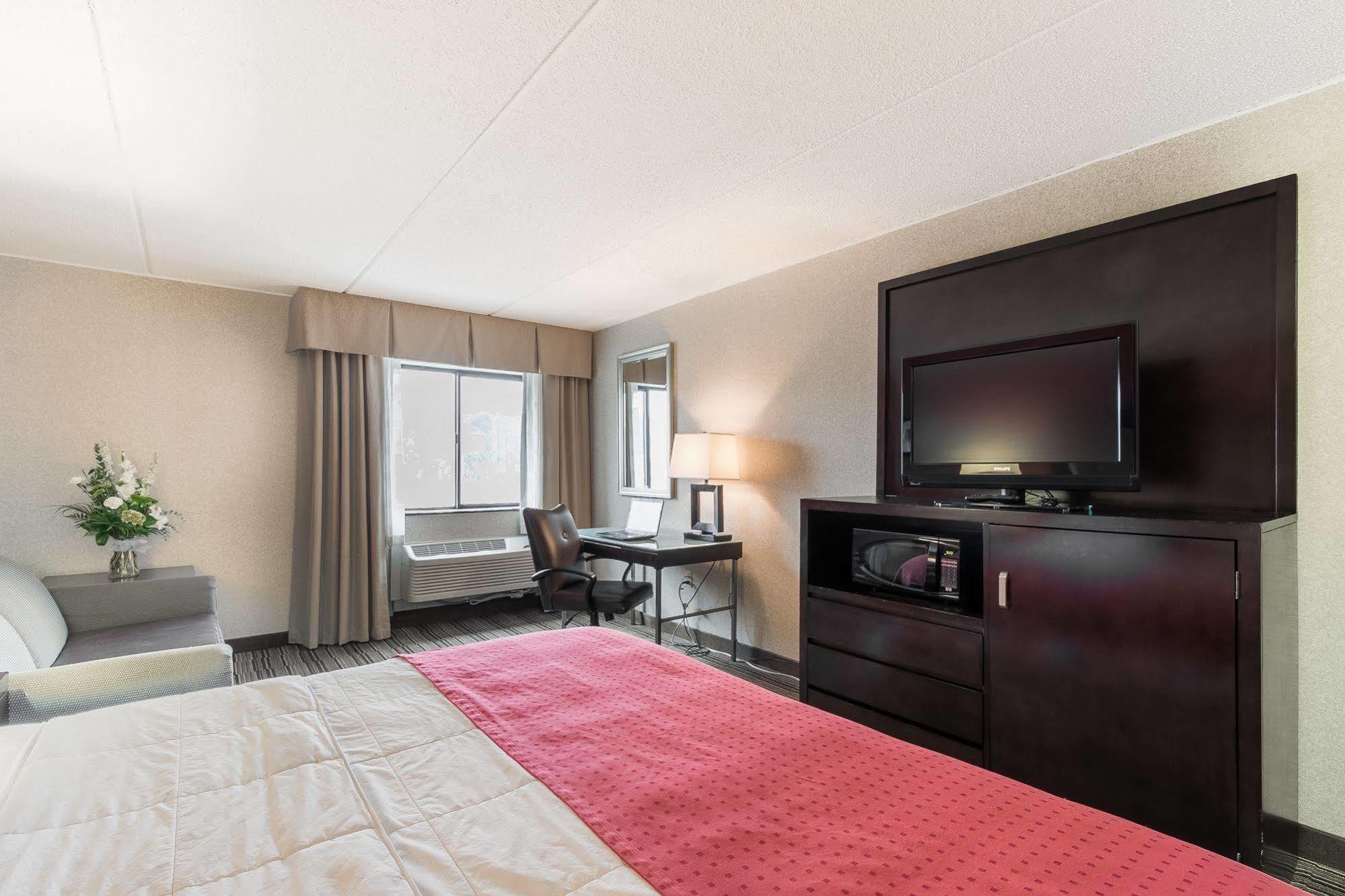 Mankato City Center Hotel Buitenkant foto